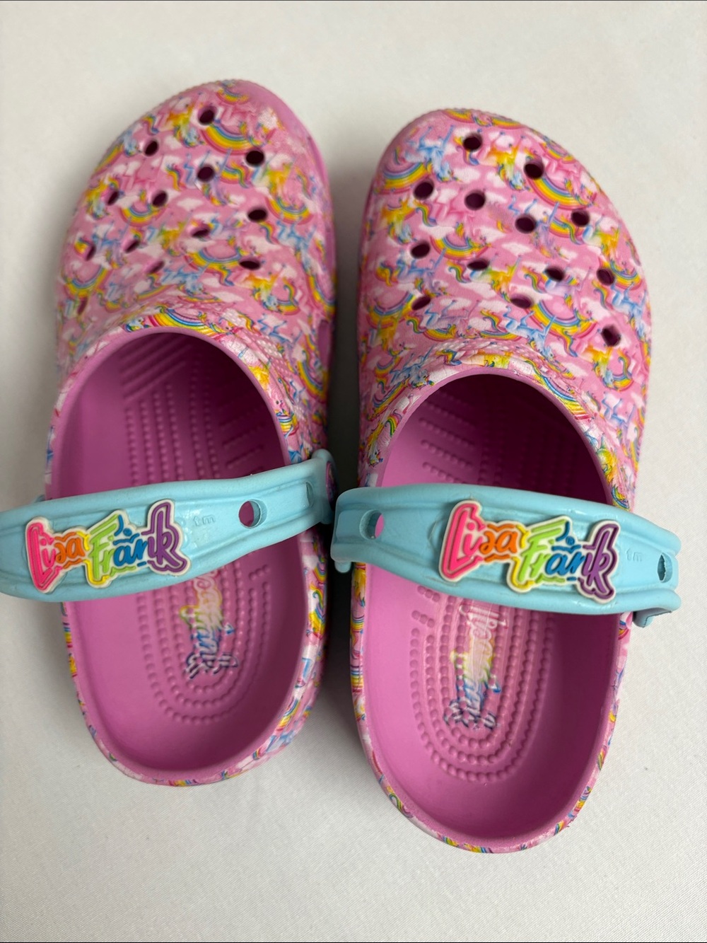 Retired Lisa Frank x Crocs Unicorn Rainbow Classic Clogs Kids J4 Pink